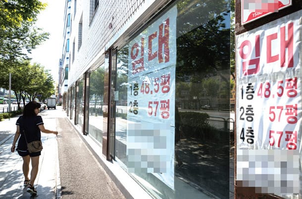 상가임대차 계약을 기다리고 있는 임대 건물